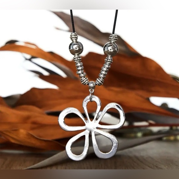 Silver Flower Pendant Necklace - Picture 2 of 6